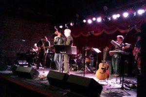 Yuzima jams with Roger at the Beatles Complete on Ukulele to "Hey Jude"