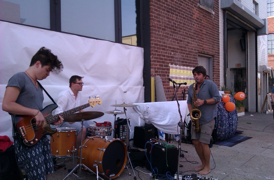 The Kandinsky Effect perform in front of Kinfolk Studios in Brooklyn on June 21st, 2013